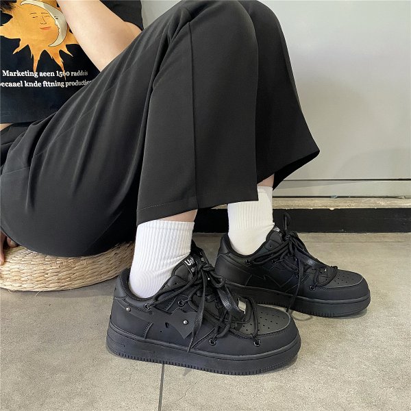 Men's And Women's Casual Low-top Sneakers